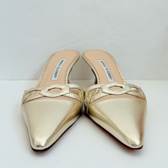 Manolo Blahnik Vintage Beidomu Gold Nappa Leather Kitten Heel Mules EU 38.5 - Picture 6 of 10
